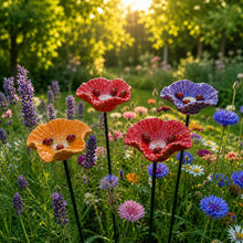 Carica l'immagine nel visualizzatore di Gallery, Fiori di coccinella fatti a mano – Abbeveratoi in ceramica resistenti alle intemperie, set da 4