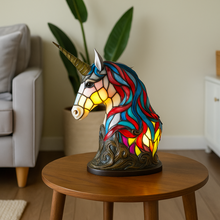 Lade das Bild in den Galerie-Viewer, LeuchtEinhorn - handgefertigte Lampe, die Herzen erstrahlen lässt
