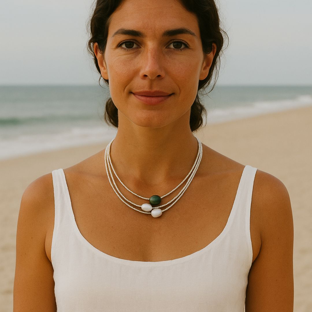 Collana vintage – Incanto di perle nel bagliore del mare
